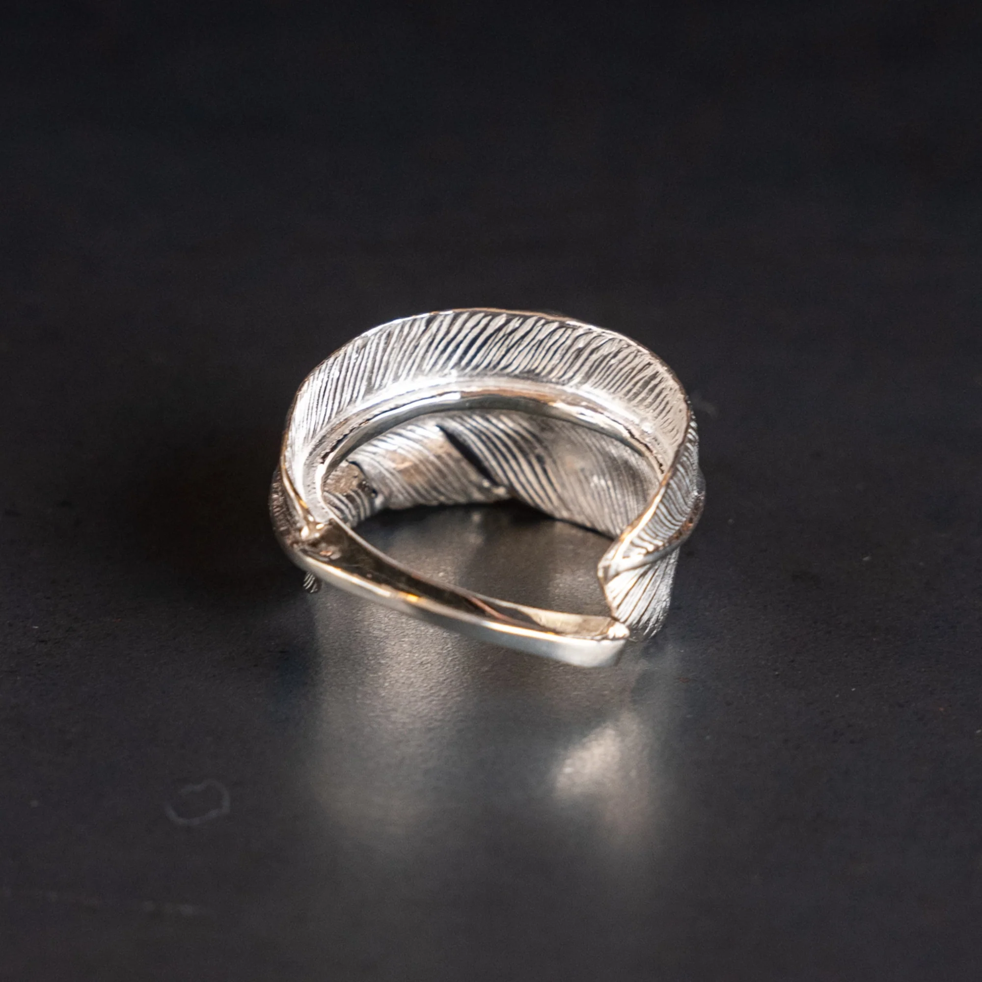 First Arrow’s Turquoise Feather Ring – 950 Silver / R-016 - Image 3