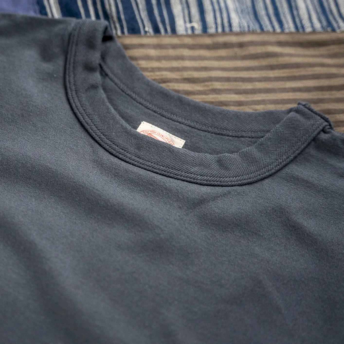 Fullcount 5222PT-9 8.4oz Flat Seam ‘Hold Fast Stay True’ T-Shirt - Ink Black / Loopwheeled - Image 4