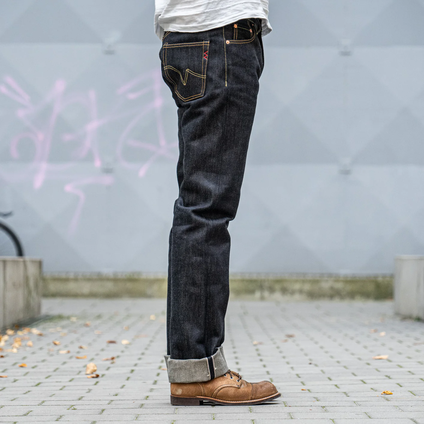 Iron Heart 666-XHS 25oz Selvedge Denim - Slim Straight - Image 4