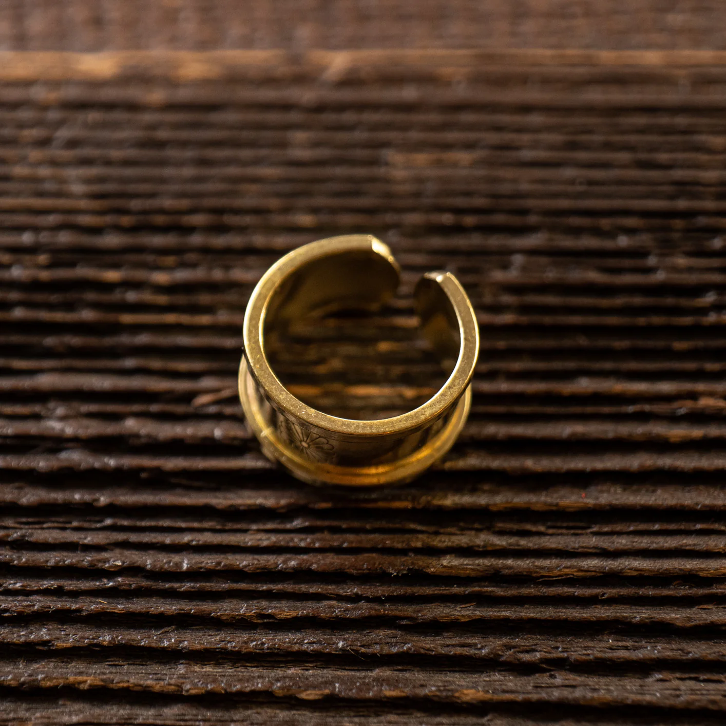 Kobashi Studio Kikumon Bandana Ring - Solid Brass - Image 3