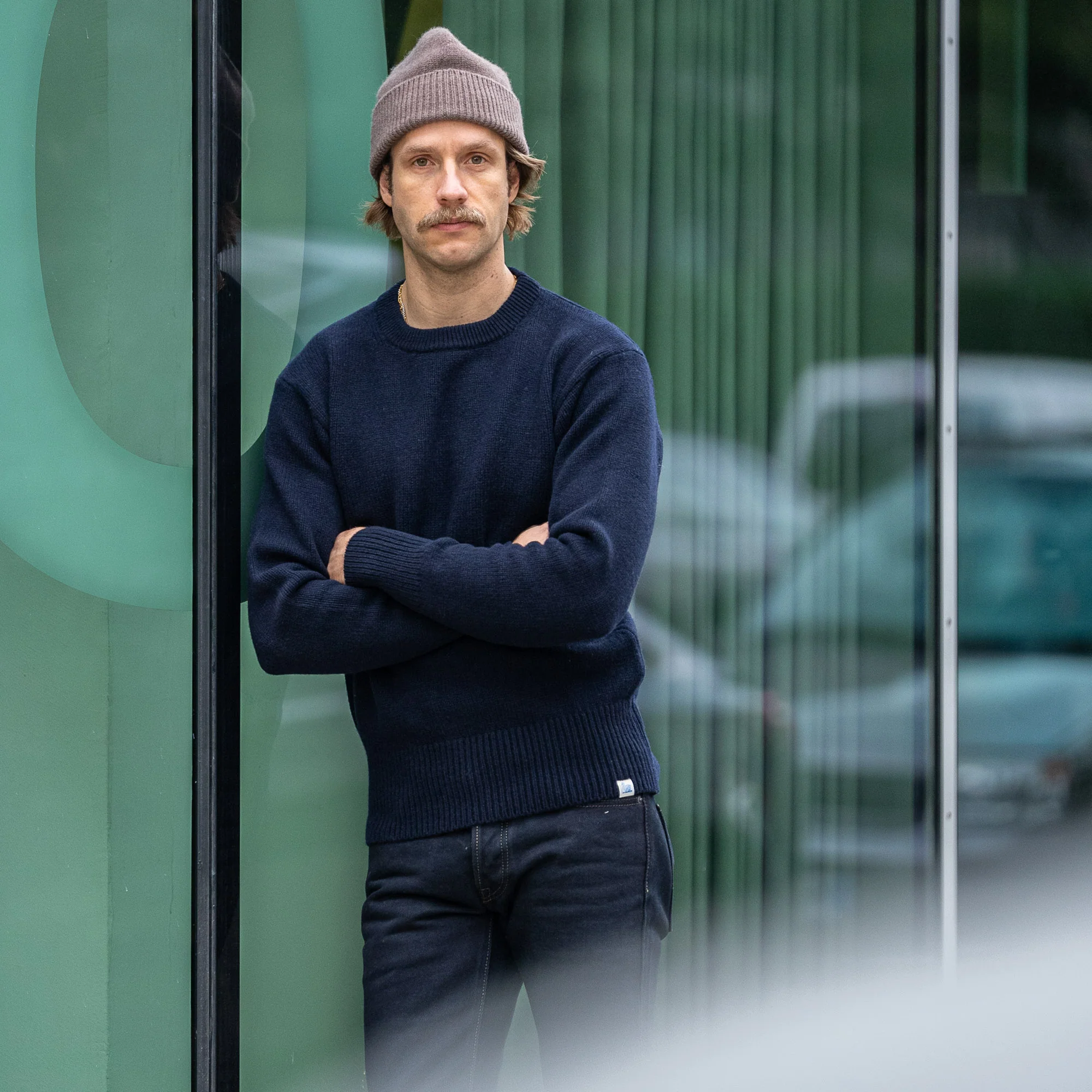 Merz b. Schwanen Merino x Cashmere Crewneck Sweater – Dark Navy / LOCC01 - Image 5