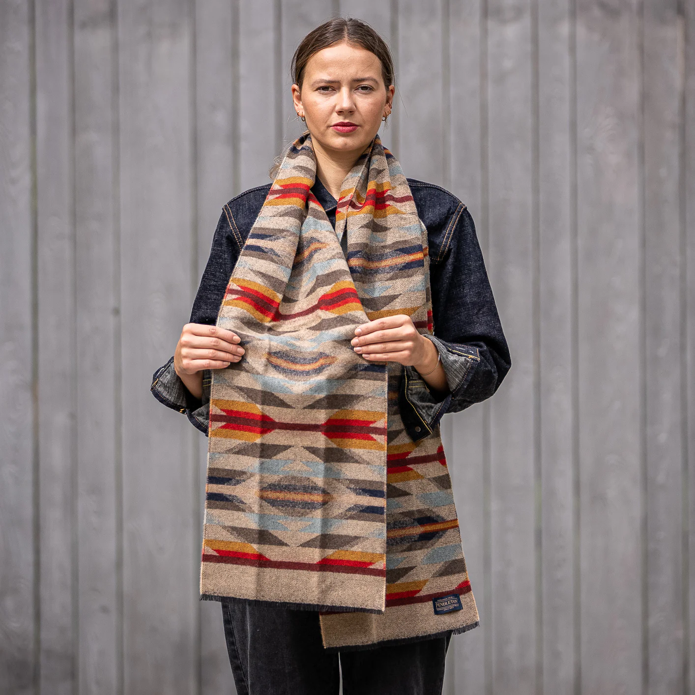 Pendleton Jacquard Wool Scarf – Wyeth Trail - Image 4