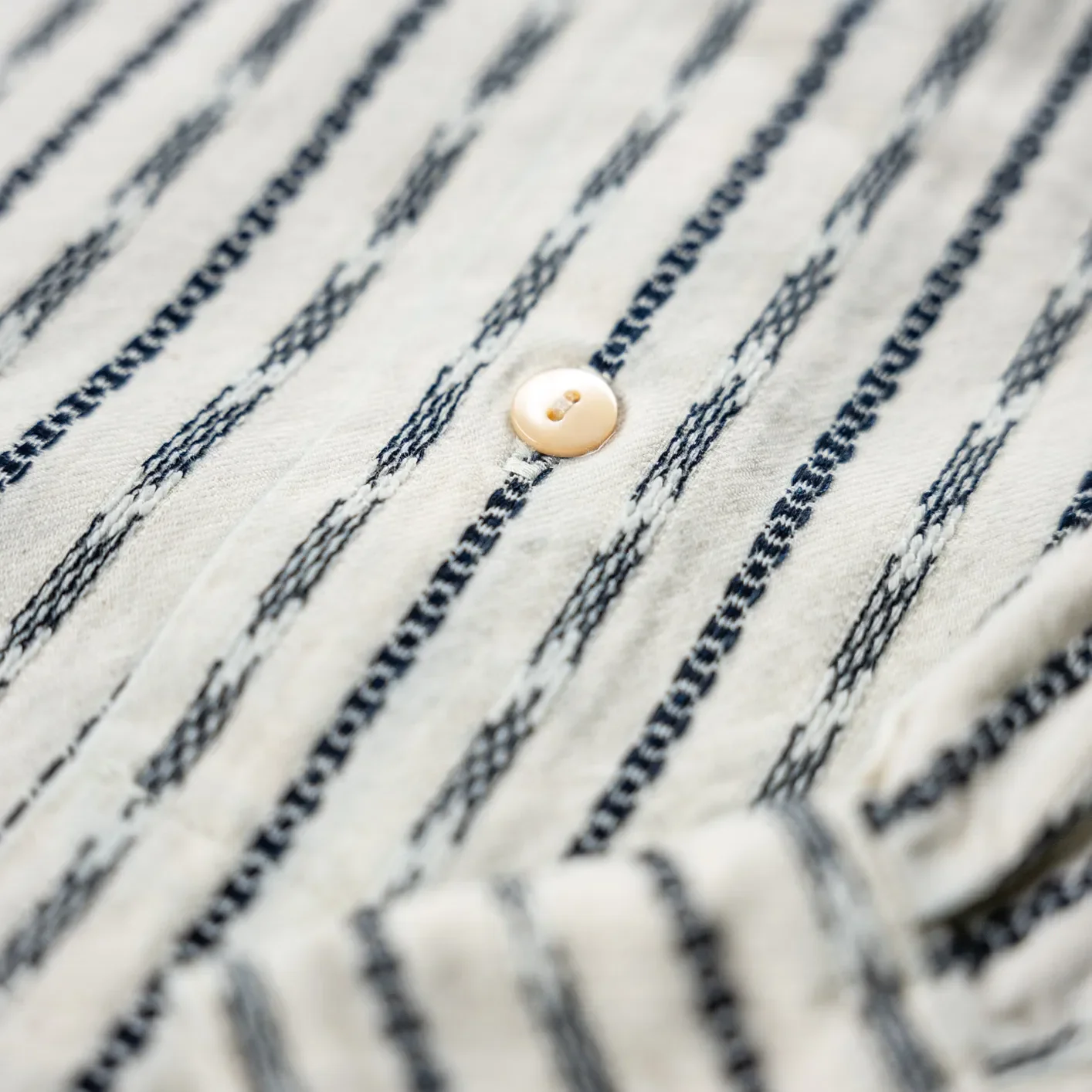 Prequel 7oz ‘Long Point’ Jacquard Shirt – Natural / Navy - Image 10
