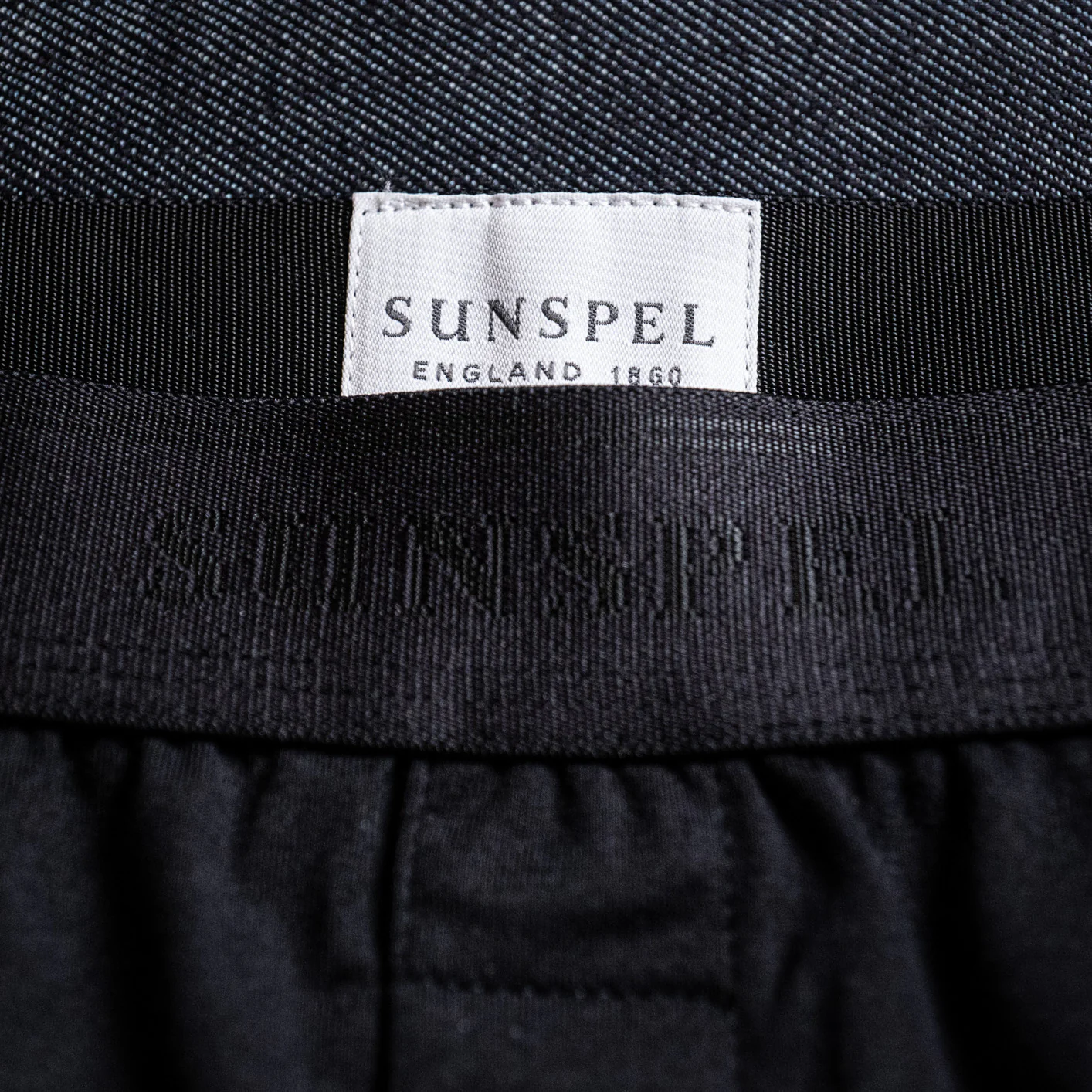 Sunspel Superfine Two-Button Shorts - Black - Image 7