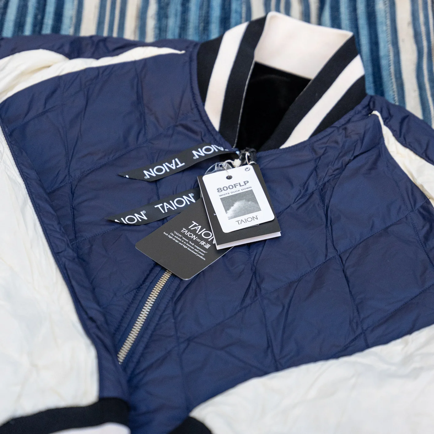 Taion Reversible ‘Sukajan’ Down Jacket – Black / Navy - Image 9